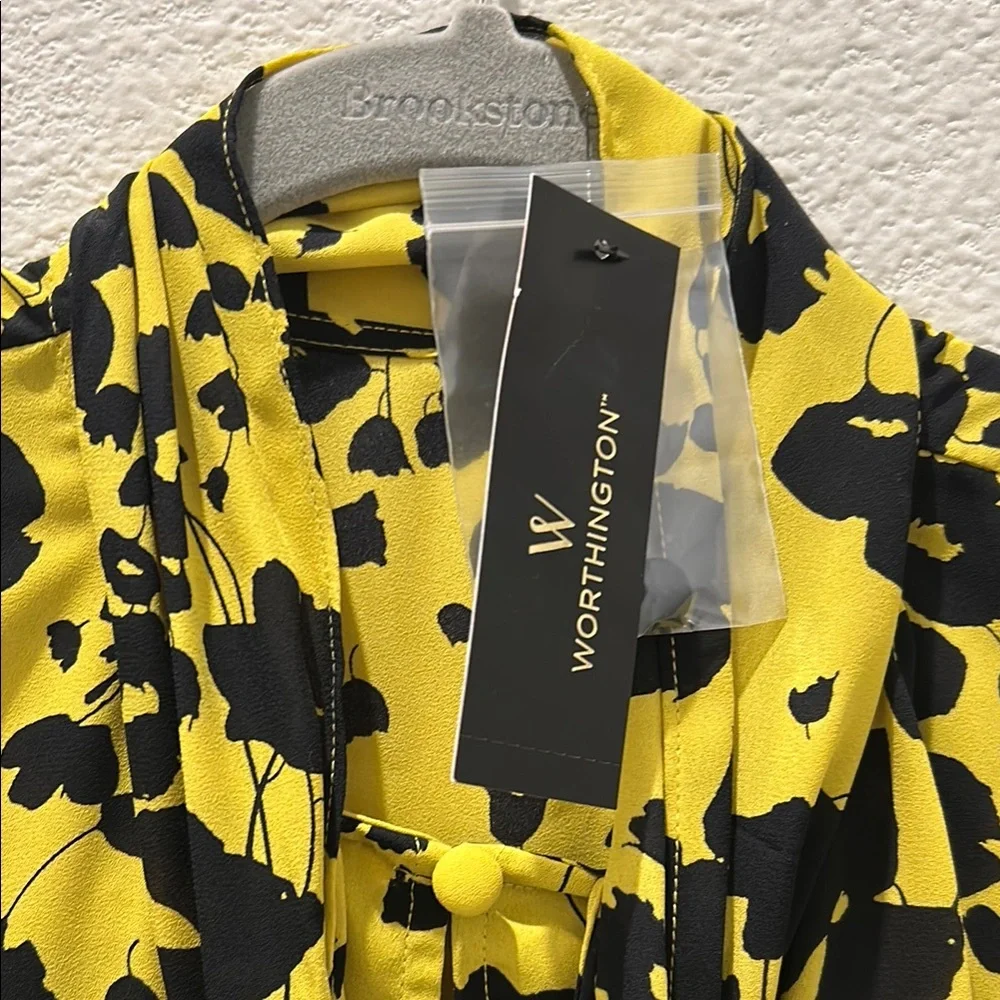 WORTHINGTON Black and Yellow Floral Sleeveless Top - Picture 4 of 8